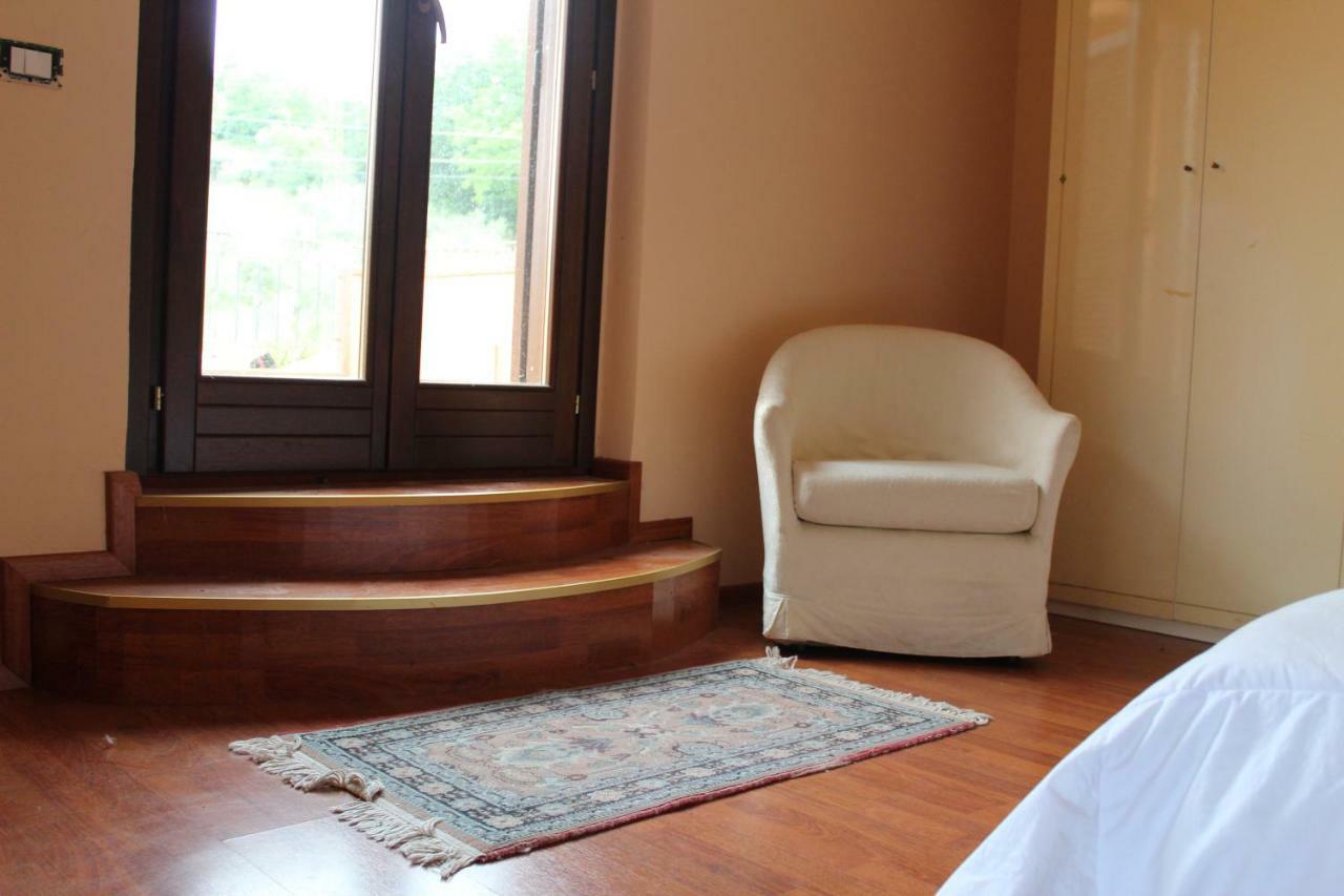 Villa Sarno มอนเตซิลวาโน ภายนอก รูปภาพ